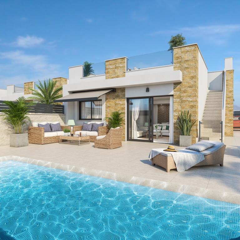 STYLISH 3-BED VILLA IN QUESADA WITH POOL & SOLARIUM