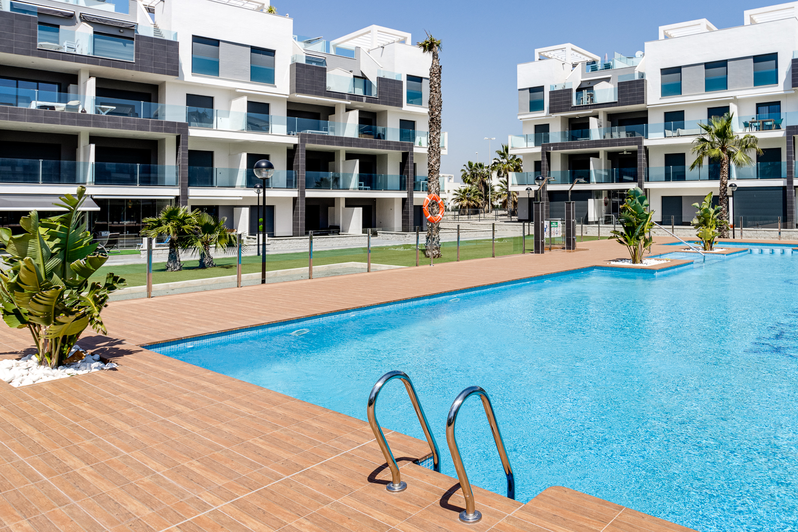 FEATURE-PACKED 2-BED APARTMENTS AT EL RASO, GUARDAMAR