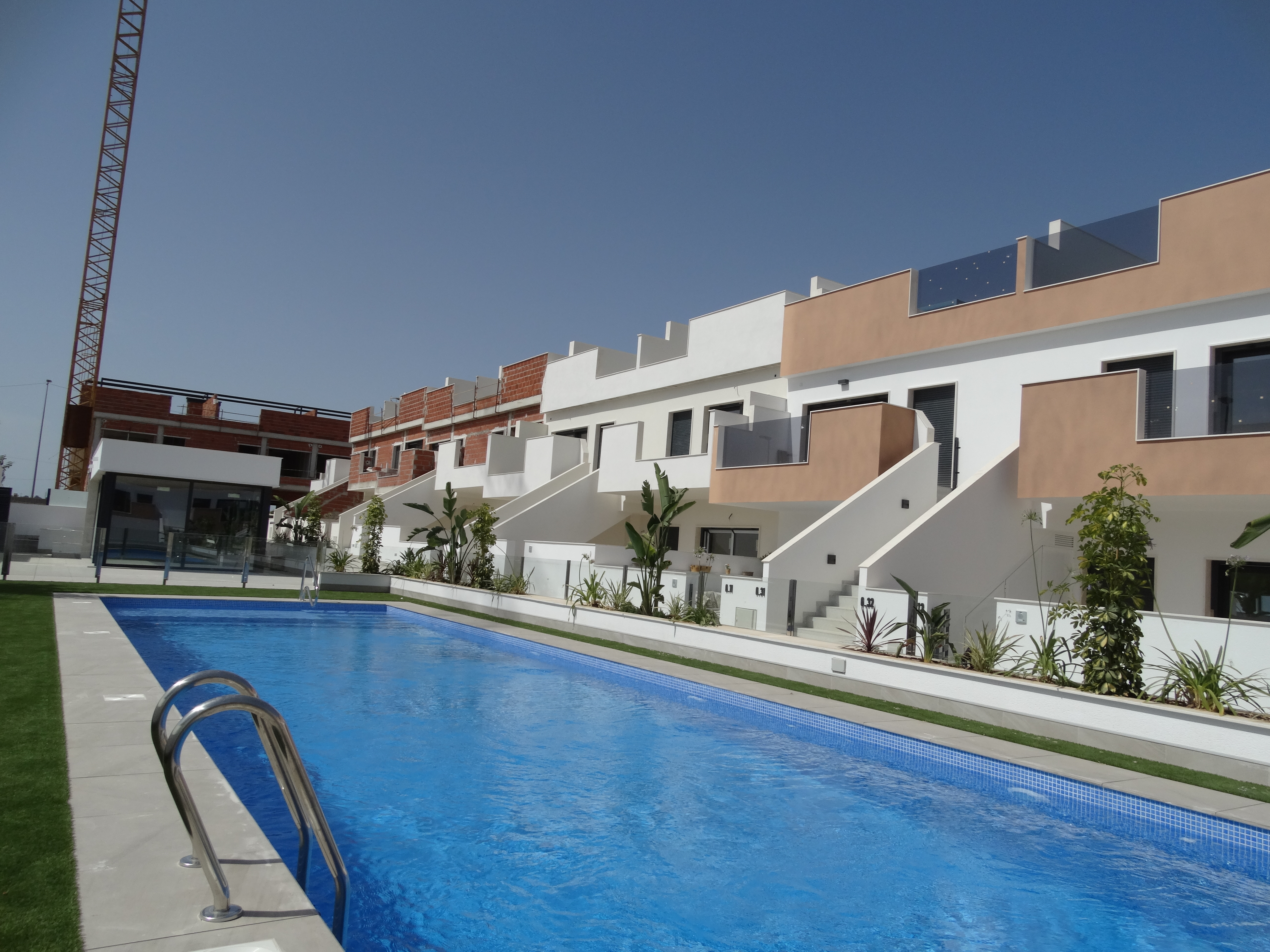 WELL-PRICED 3-BED BUNGALOWS & DUPLEXES WITH COUNTRY VIEWS IN PILAR