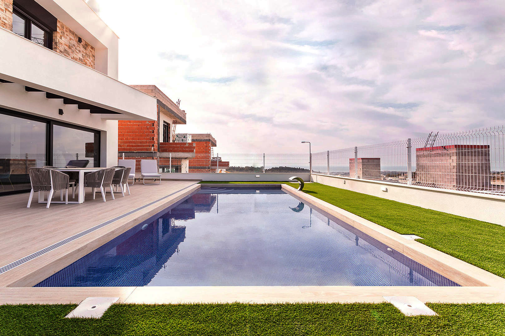 LUXURY 3-BED VILLA WITH POOL & PANORAMIC SEA VIEWS