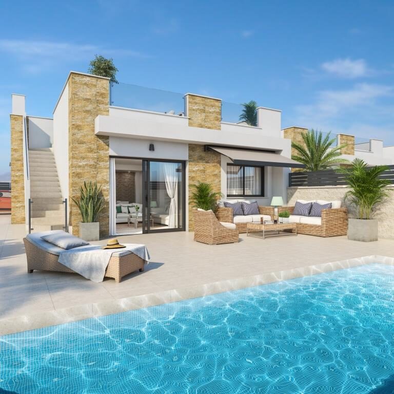 SUPERB 3-BED SINGLE-STOREY VILLA ON LA MARINA URB