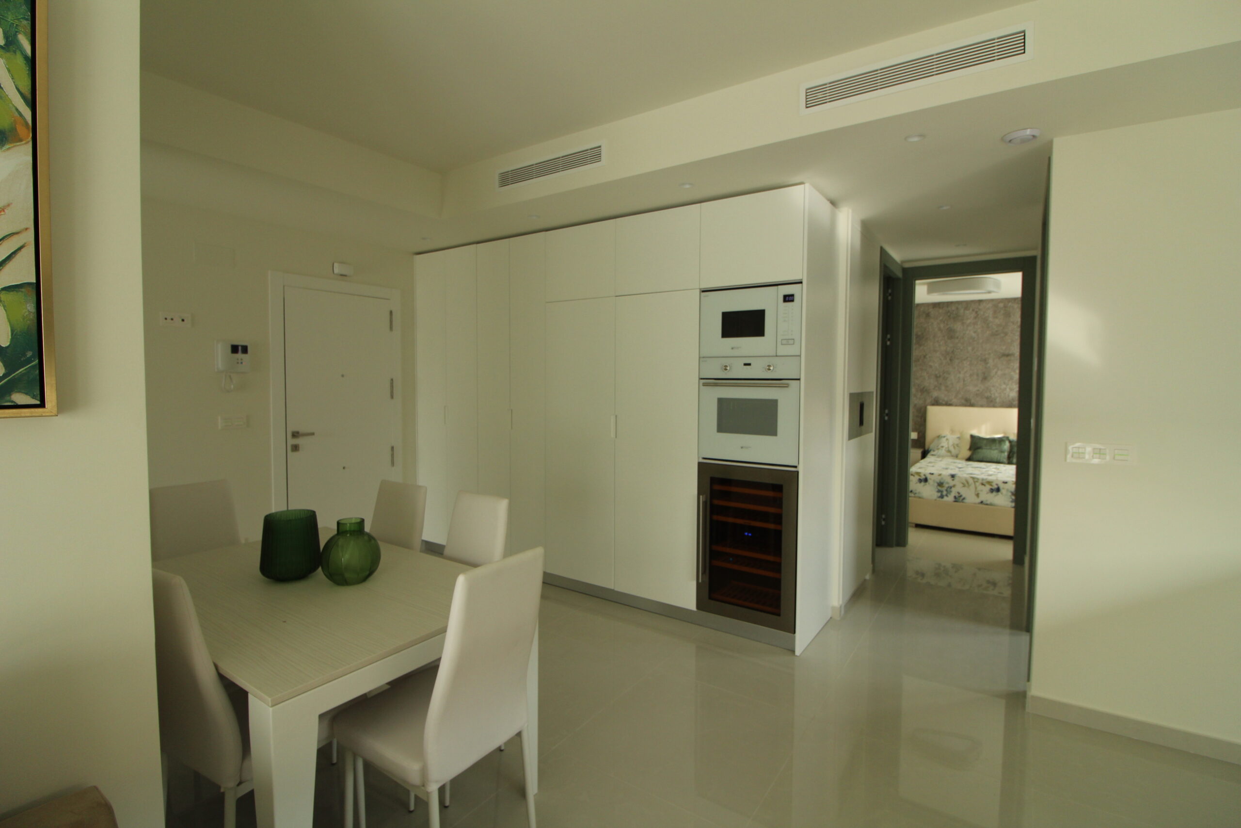 KEY READY 3-BED APARTMENT IN COASTAL TORRE DE LA HORADADA
