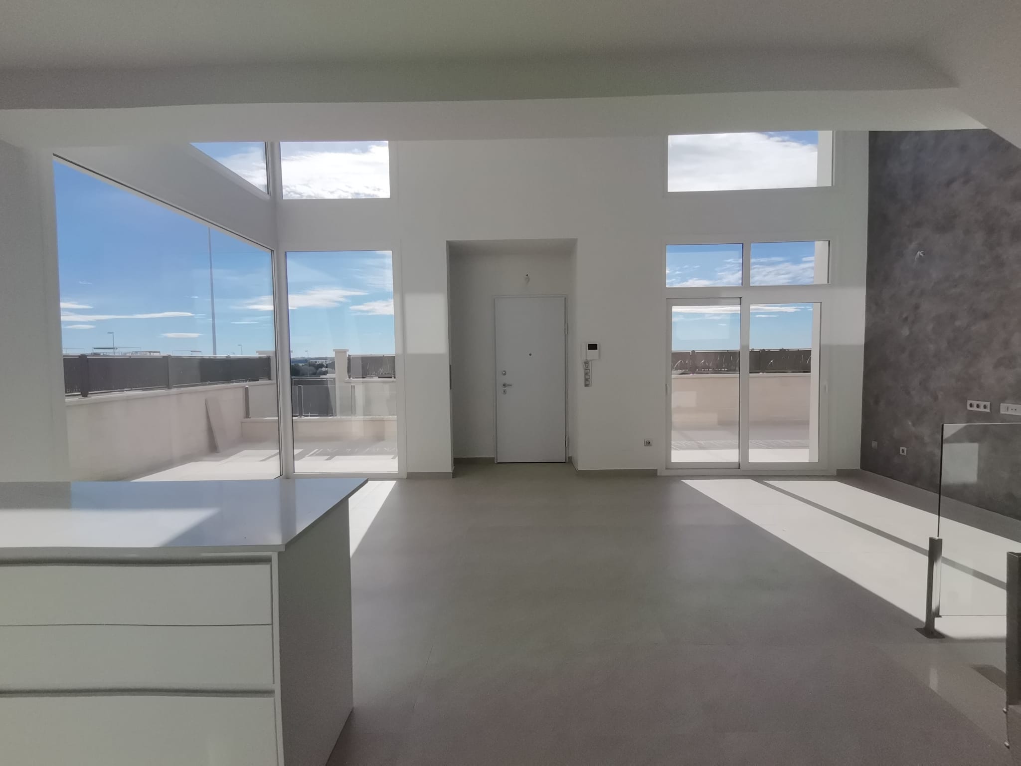 KEY-READY FURNISHED VILLA WITH HIGH CEILINGS, POOL & BASEMENT