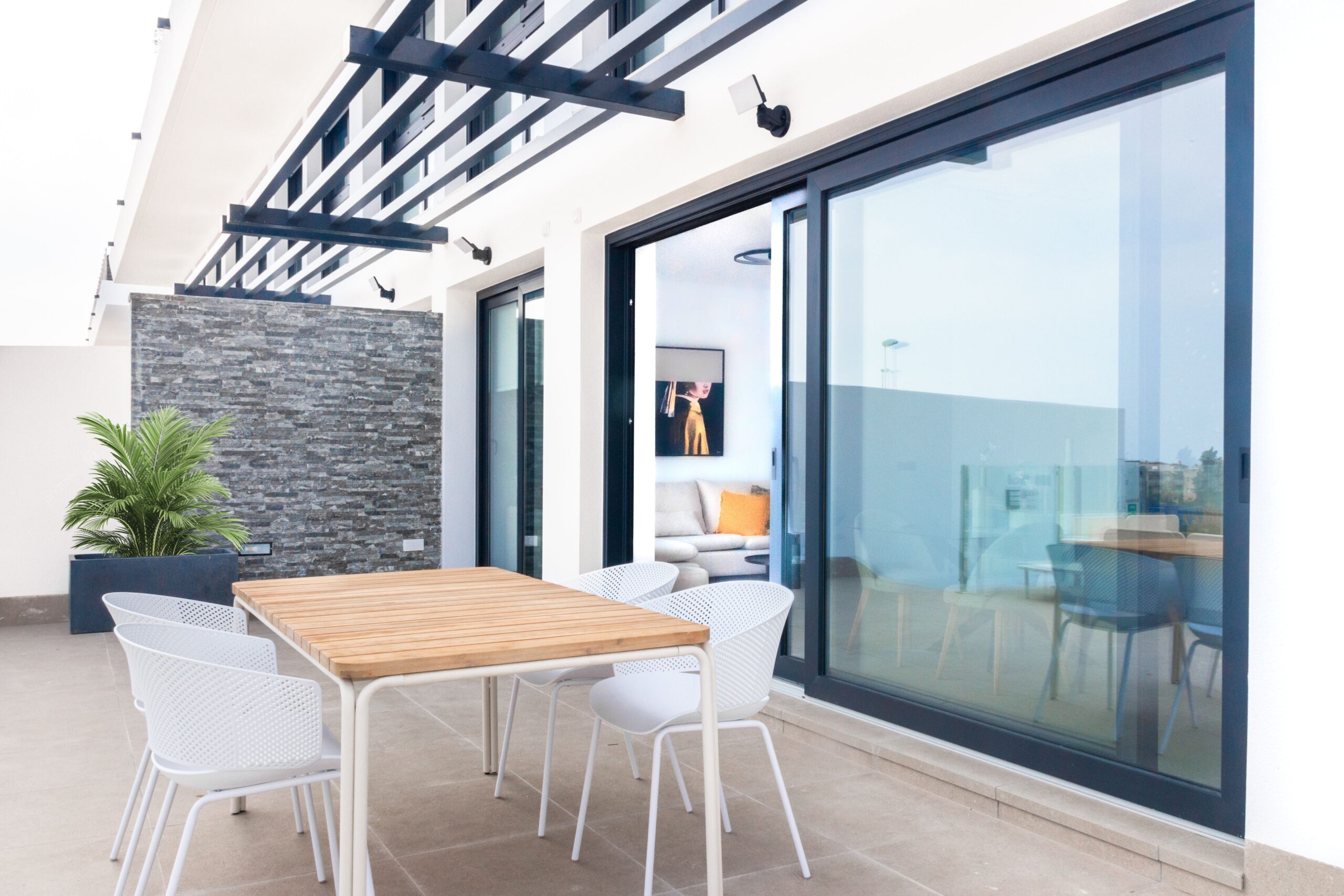 KEY-READY SEA-VIEW 3-BED DUPLEX IN GUARDAMAR