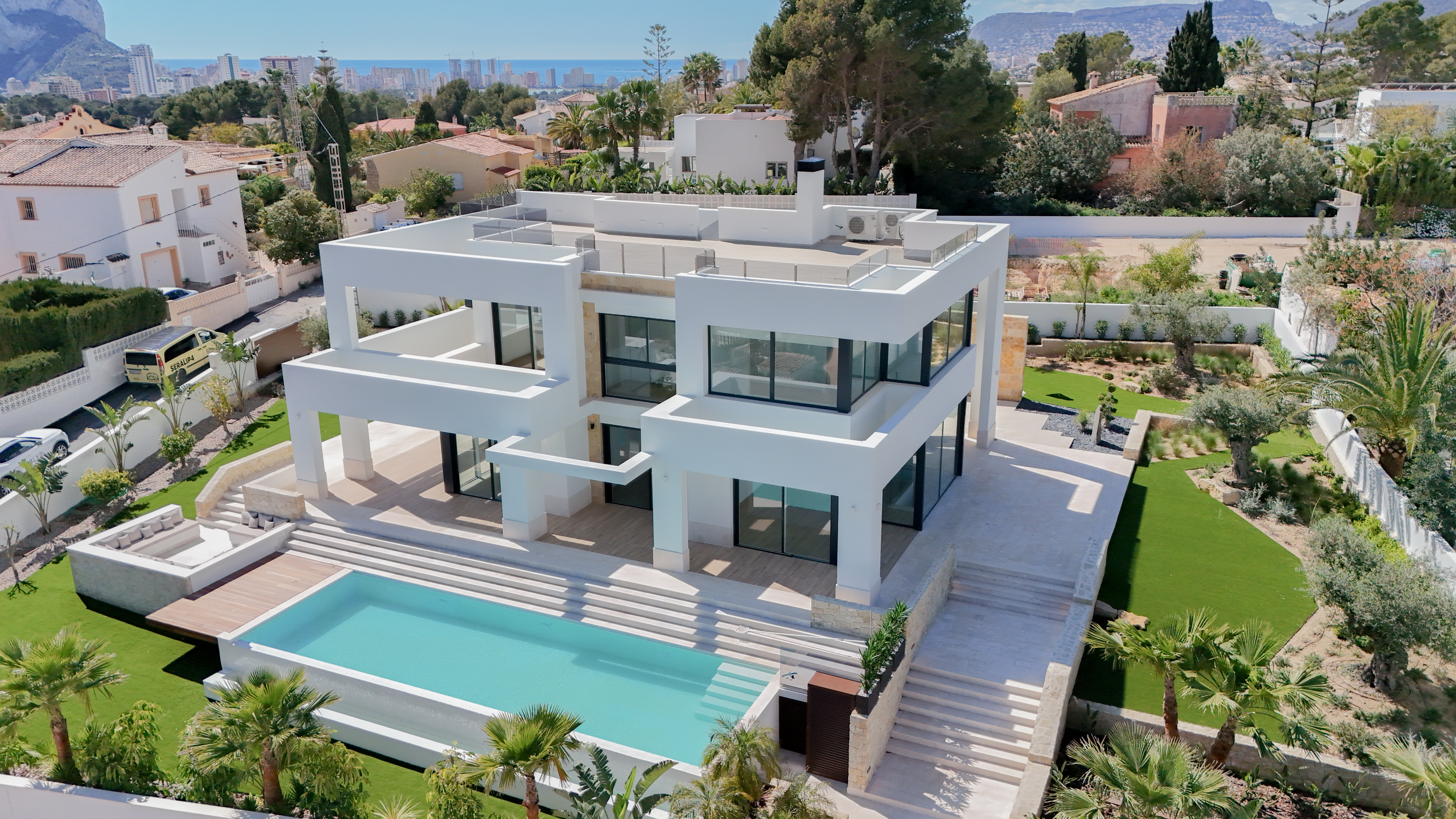 SUPERLATIVE 4-BED LUXURY HILLSIDE VILLA WITH SEA VIEW